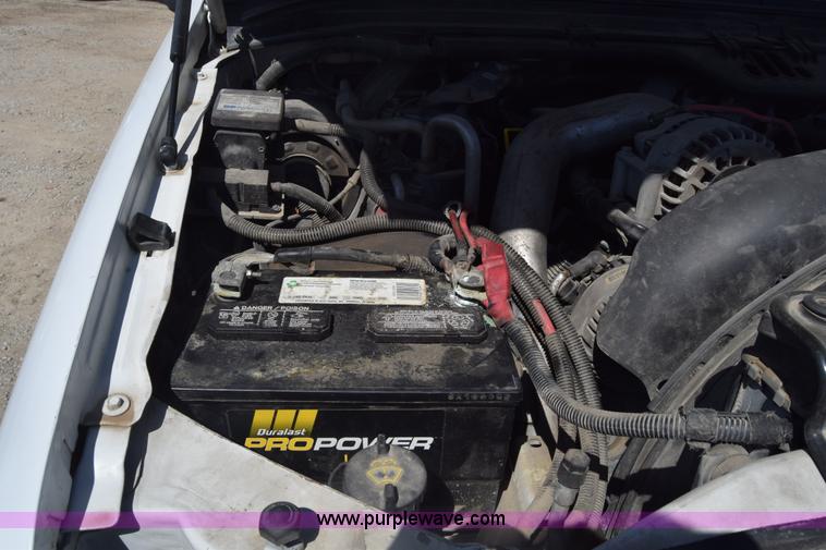 image for item K7279 2004 Ford F550 bucket truck