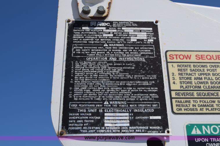 image for item K7279 2004 Ford F550 bucket truck