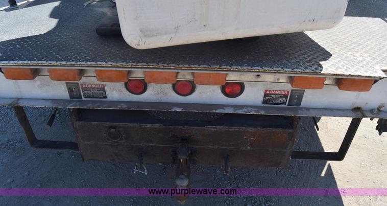 image for item K7279 2004 Ford F550 bucket truck