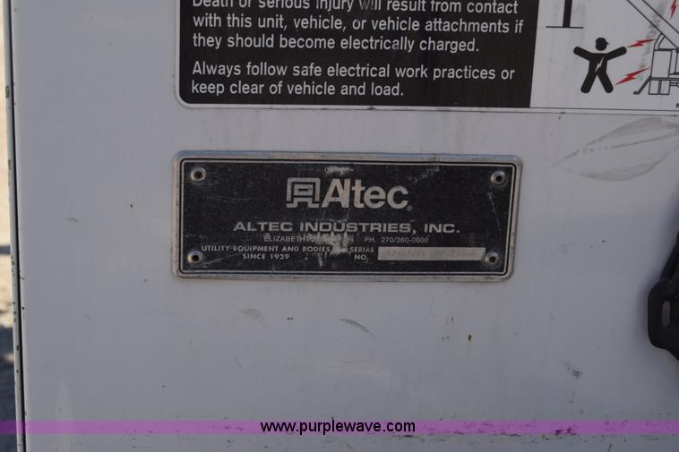 image for item K7279 2004 Ford F550 bucket truck