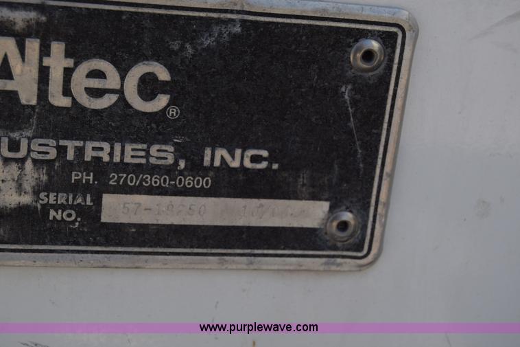 image for item K7279 2004 Ford F550 bucket truck