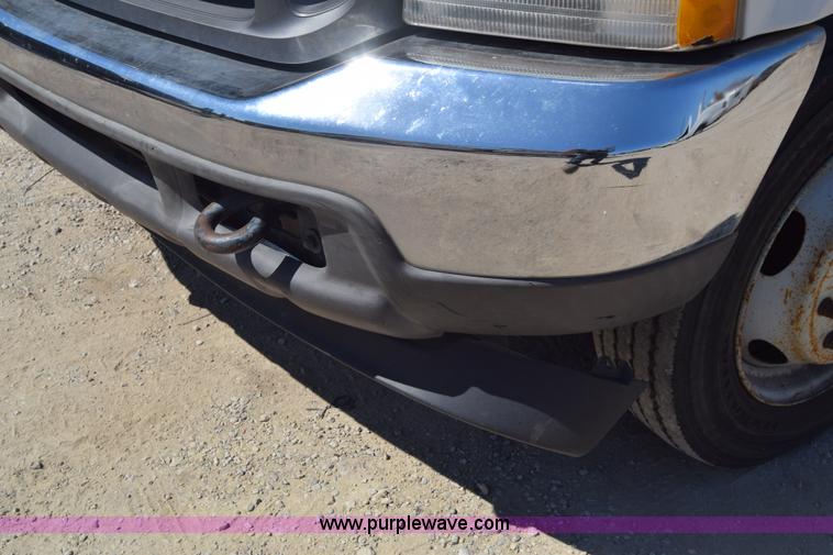 image for item K7279 2004 Ford F550 bucket truck