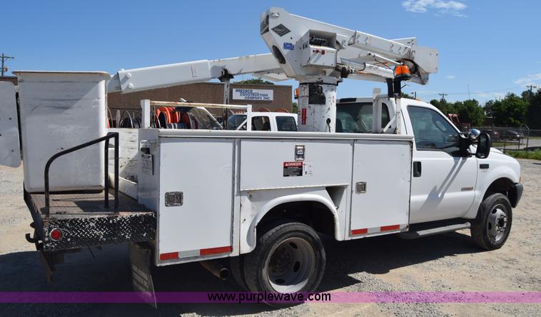 image for item K7281 2003 Ford F550 bucket truck