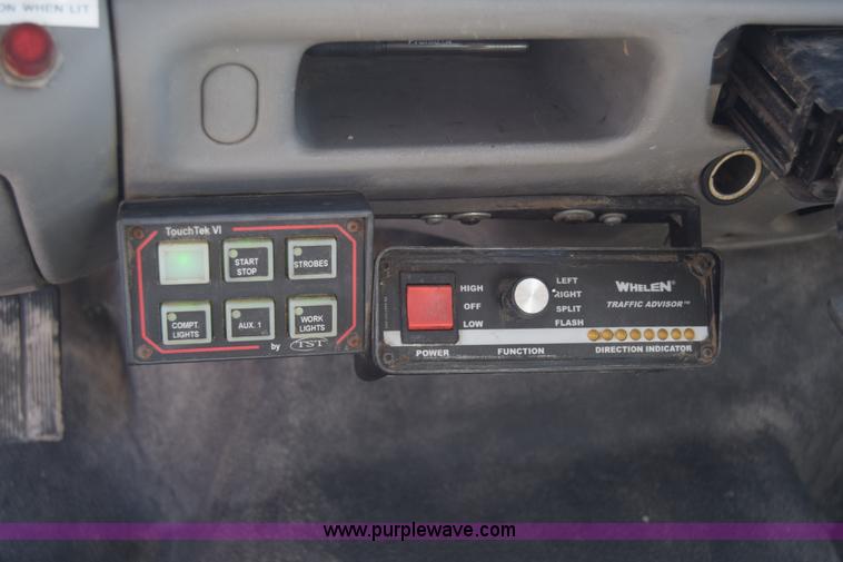 image for item K7281 2003 Ford F550 bucket truck