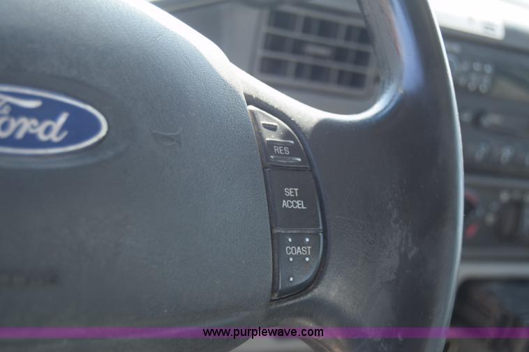 image for item K7281 2003 Ford F550 bucket truck