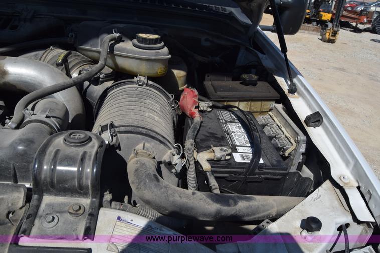 image for item K7281 2003 Ford F550 bucket truck