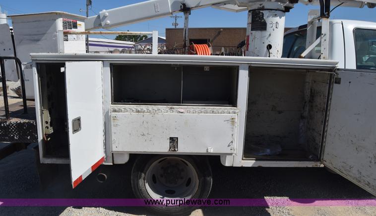 image for item K7281 2003 Ford F550 bucket truck
