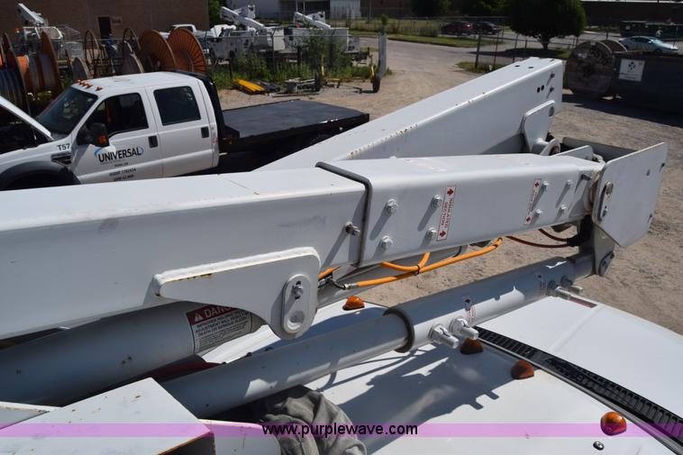 image for item K7281 2003 Ford F550 bucket truck