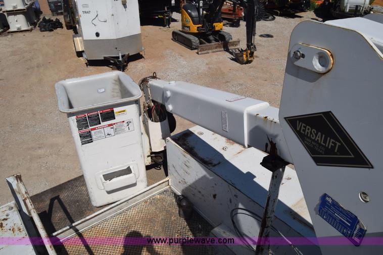 image for item K7281 2003 Ford F550 bucket truck