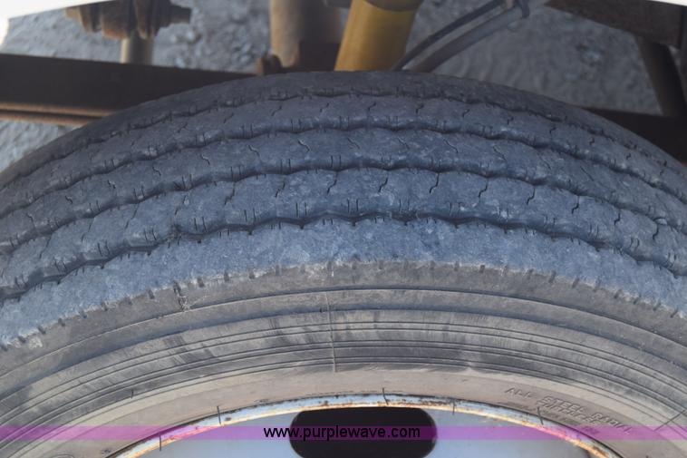 image for item K7281 2003 Ford F550 bucket truck