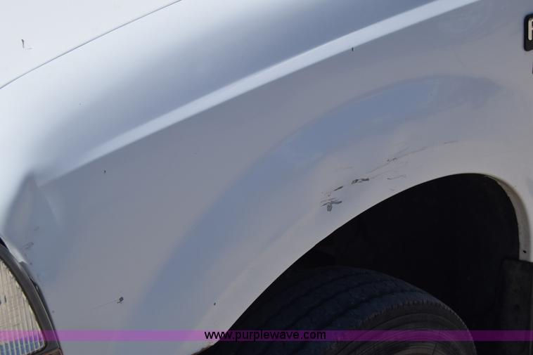 image for item K7281 2003 Ford F550 bucket truck