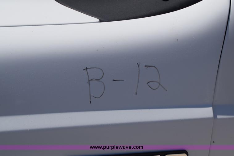 image for item K7281 2003 Ford F550 bucket truck