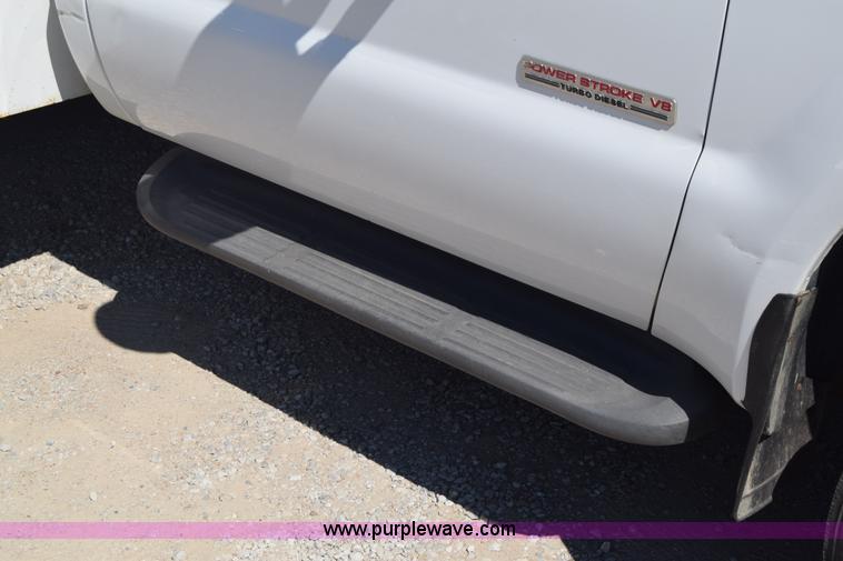 image for item K7281 2003 Ford F550 bucket truck