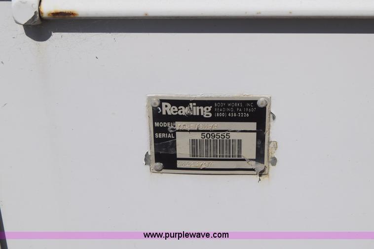 image for item K7282 2000 Ford F450 Super Duty XL bucket truck