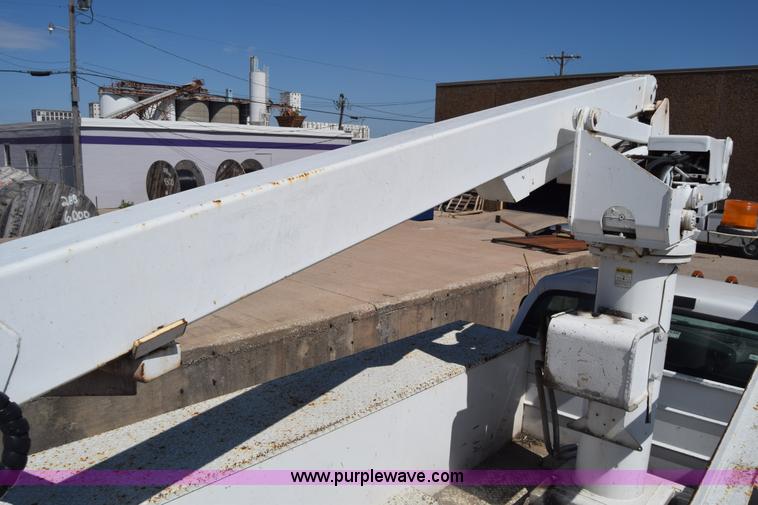 image for item K7282 2000 Ford F450 Super Duty XL bucket truck