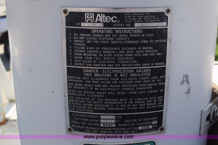 image for item K7282 2000 Ford F450 Super Duty XL bucket truck