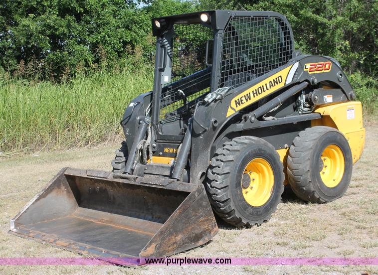 image for item K8796 2012 New Holland L220 skid steer