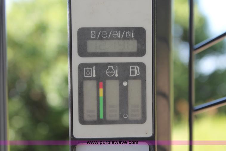 image for item K8796 2012 New Holland L220 skid steer