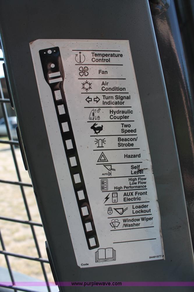 image for item K8796 2012 New Holland L220 skid steer