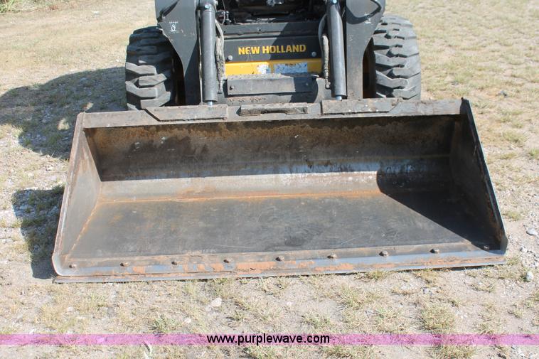 image for item K8796 2012 New Holland L220 skid steer