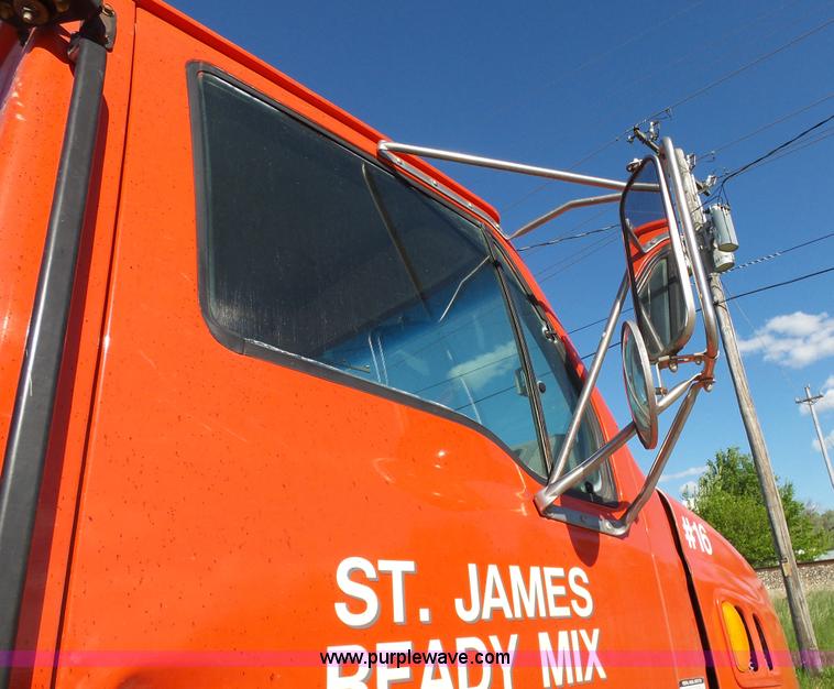 image for item L2018 2000 Sterling L8513 mixer truck