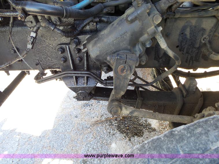 image for item L2018 2000 Sterling L8513 mixer truck