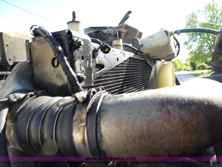 image for item L2018 2000 Sterling L8513 mixer truck