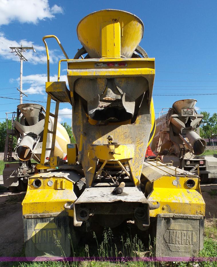 image for item L2019 1989 Ford LT8000 mixer truck