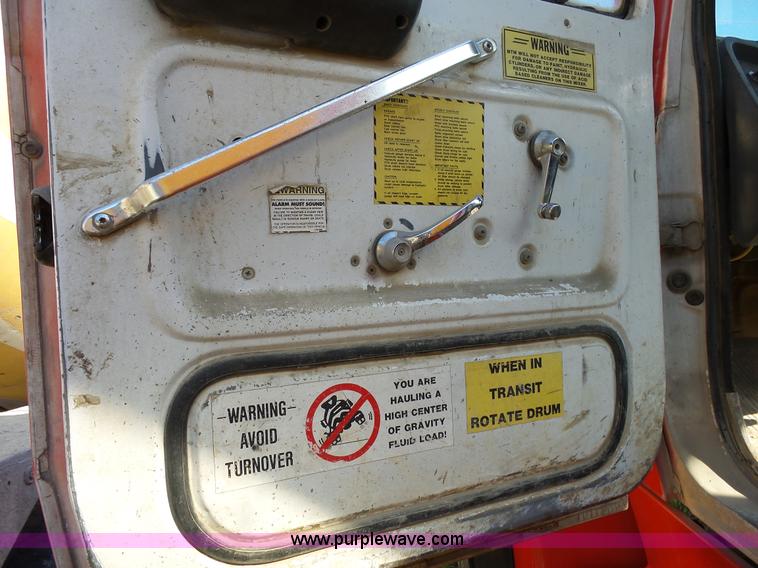 image for item L2019 1989 Ford LT8000 mixer truck