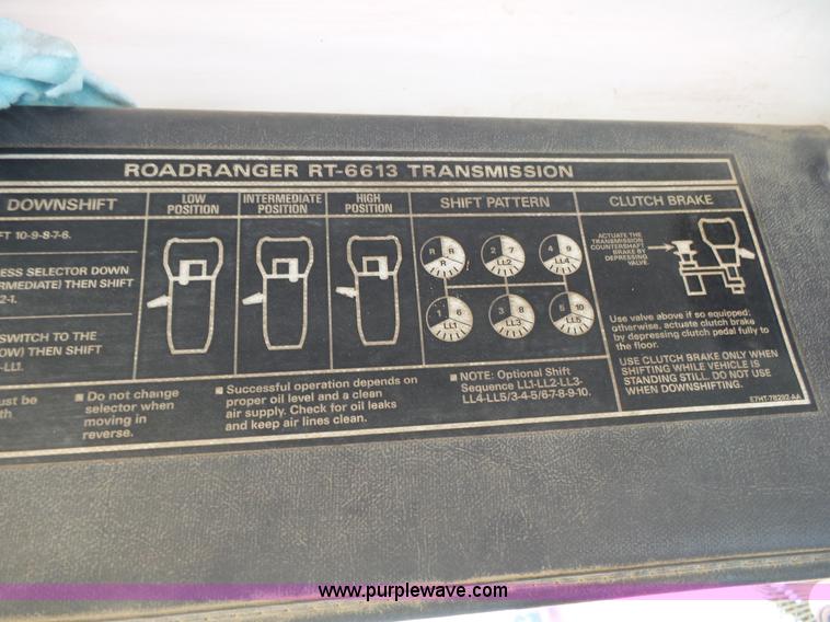 image for item L2019 1989 Ford LT8000 mixer truck