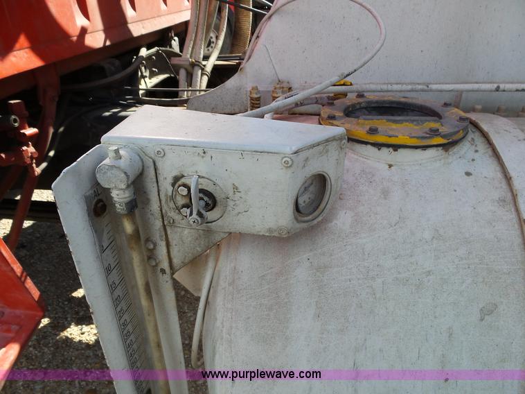 image for item L2020 1995 Ford LT9000 mixer truck