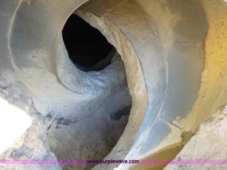 image for item L2020 1995 Ford LT9000 mixer truck