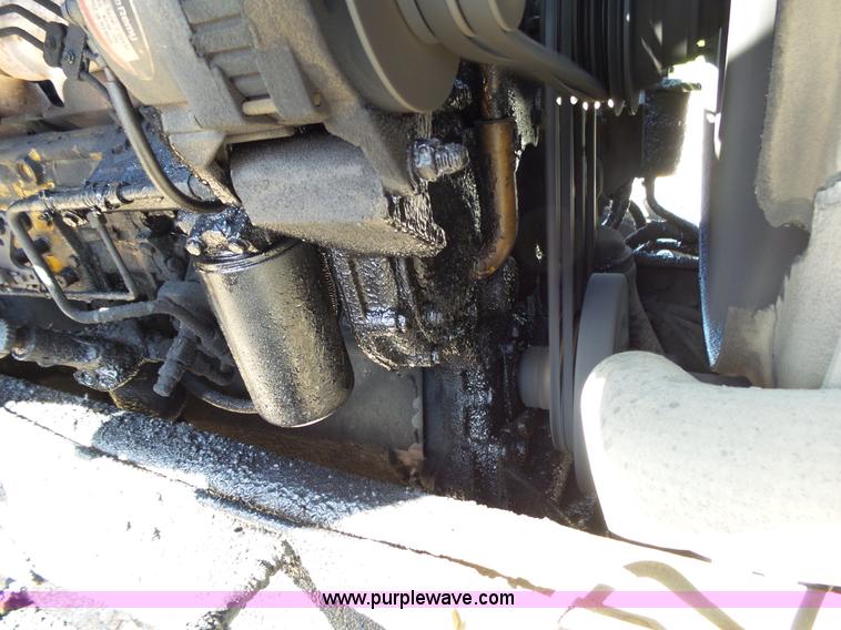 image for item L2020 1995 Ford LT9000 mixer truck