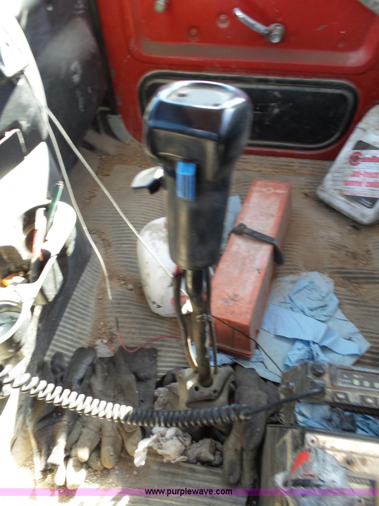 image for item L2020 1995 Ford LT9000 mixer truck