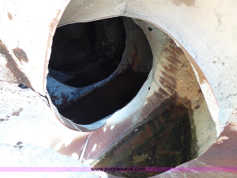 image for item L2021 1994 Ford LT8000 mixer truck