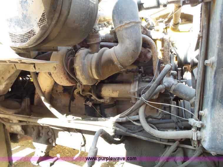 image for item L2021 1994 Ford LT8000 mixer truck