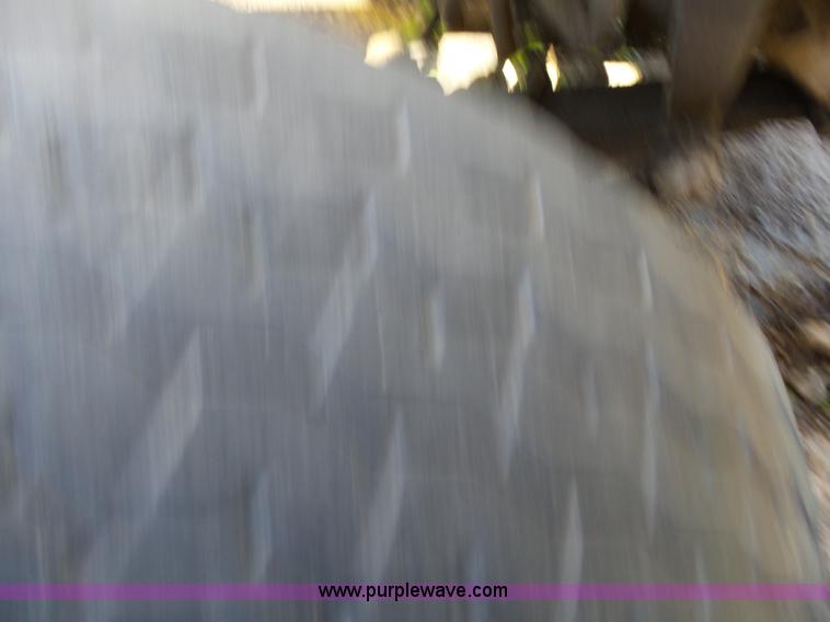 image for item L2021 1994 Ford LT8000 mixer truck