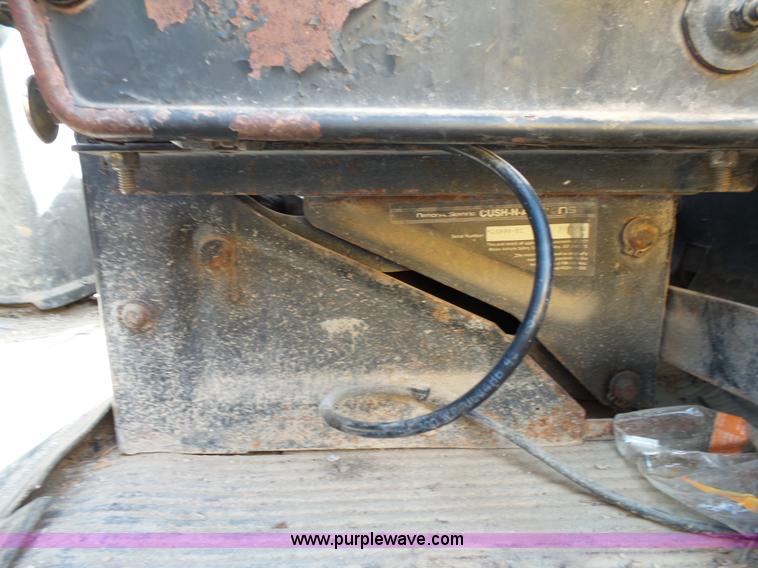 image for item L2021 1994 Ford LT8000 mixer truck