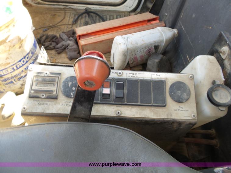 image for item L2021 1994 Ford LT8000 mixer truck