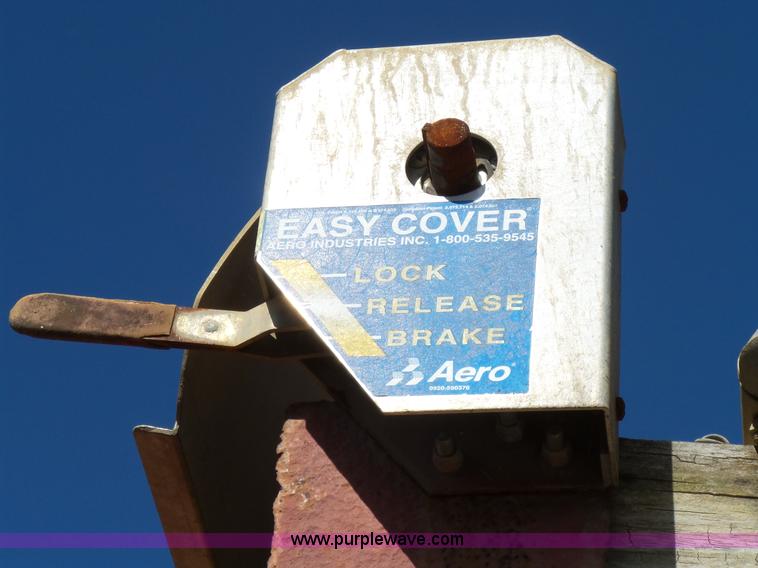 image for item L2022 1985 Ford LT9000 dump truck