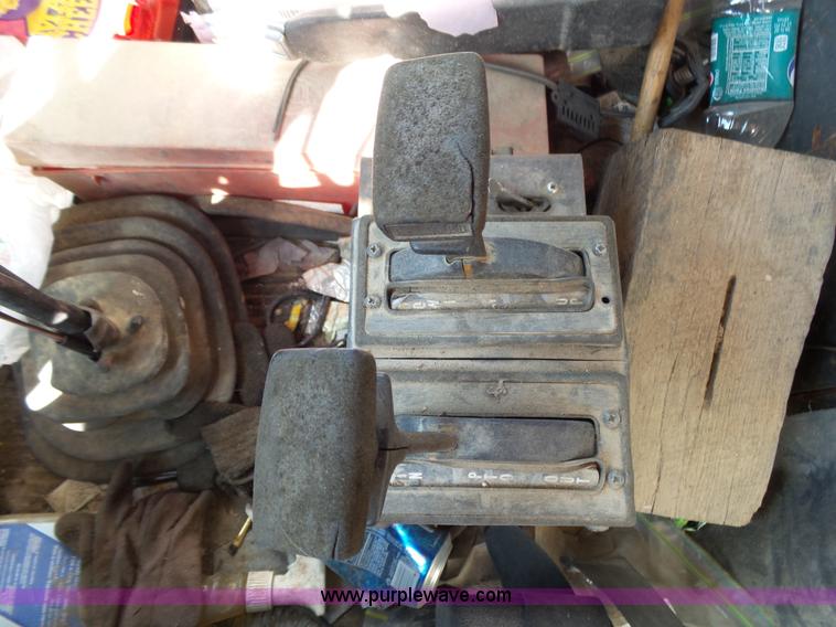 image for item L2022 1985 Ford LT9000 dump truck