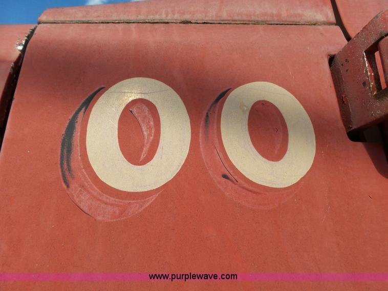 image for item L2022 1985 Ford LT9000 dump truck