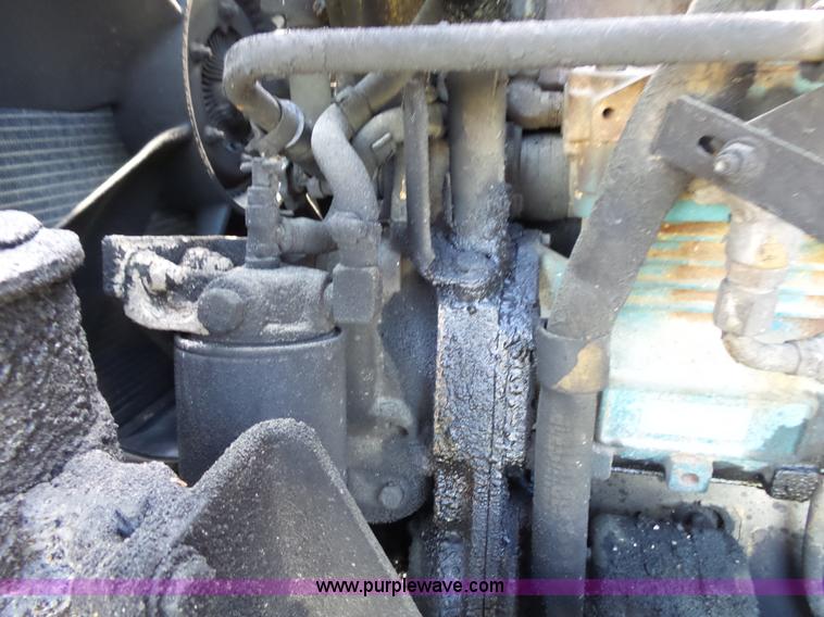 image for item L2023 1995 Ford LT9000 mixer truck