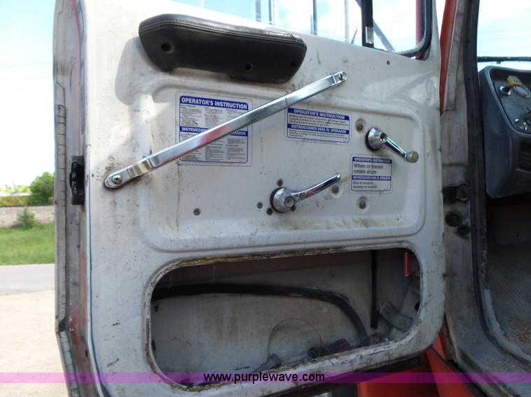 image for item L2023 1995 Ford LT9000 mixer truck