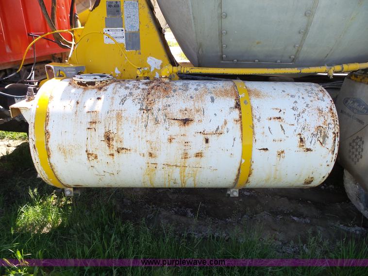 image for item L2024 1994 Ford LT8000 mixer truck