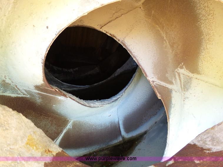 image for item L2024 1994 Ford LT8000 mixer truck