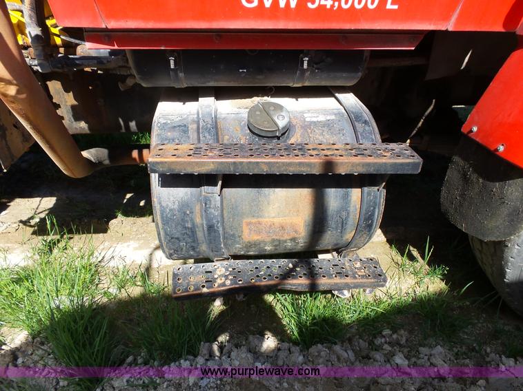 image for item L2024 1994 Ford LT8000 mixer truck