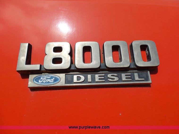 image for item L2024 1994 Ford LT8000 mixer truck