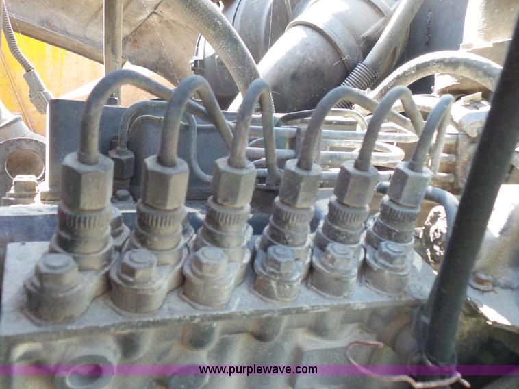 image for item L2024 1994 Ford LT8000 mixer truck