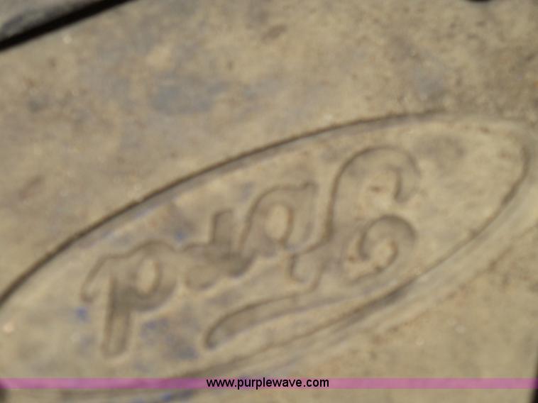 image for item L2024 1994 Ford LT8000 mixer truck